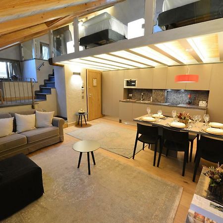 Le Reve Charmant Apartments - Via Sant'Orso,2 Аоста Экстерьер фото
