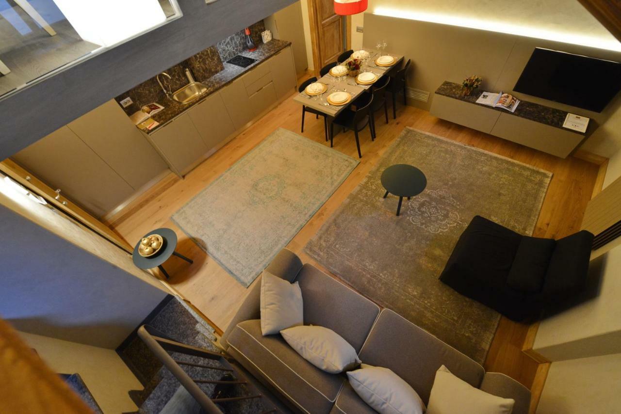 Le Reve Charmant Apartments - Via Sant'Orso,2 Аоста Экстерьер фото